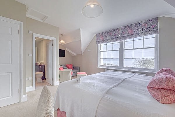 HINTON Alexandra Hotel - Room 24 19_03_25-3.jpg