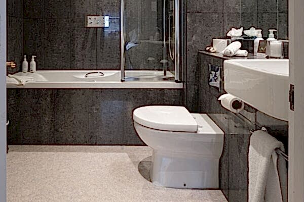 STACKPOOLE Alexandra Hotel - Room 10 19_03_25-7.jpg